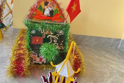 LUNG LINH SẮC MÀU ĐÈN LỒNG TRUNG THU CỦA HỌC SINH TRƯỜNG TIỂU HỌC QUANG TRUNG