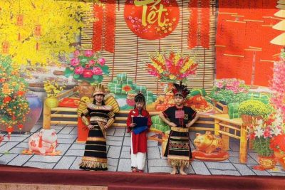 SẮC XUÂN RỰC RỠ TẠI NGÀY HỘI “TẾT QUÊ EM” VÀ TRÌNH DIỄN THỜI TRANG – TRƯỜNG TIỂU HỌC QUANG TRUNG